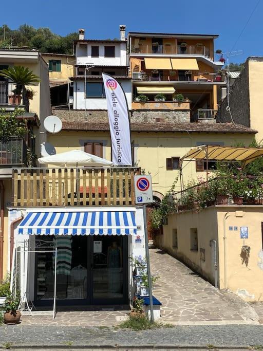 Alele2 Alloggio Turistico Trevignano Romano Zewnętrze zdjęcie