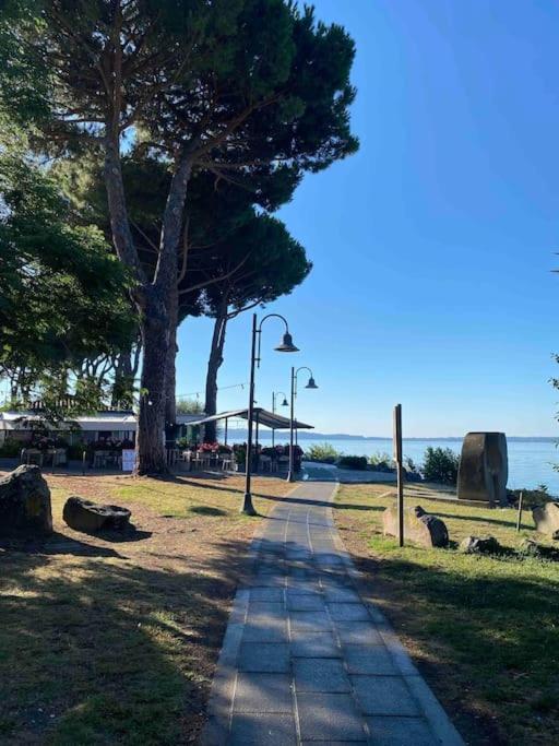 Alele2 Alloggio Turistico Trevignano Romano Zewnętrze zdjęcie